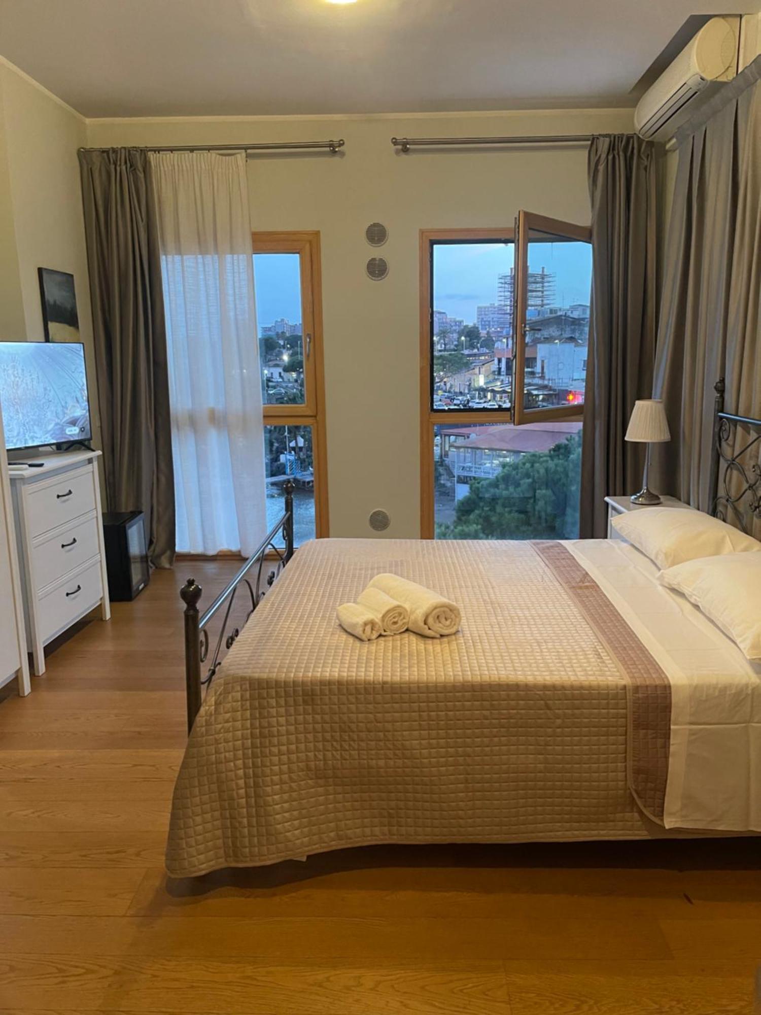 Bed and Breakfast Baia Di Ognina CTA Exterior foto
